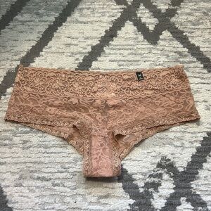 Victoria’s Secret Nude Laced HipHugger Panty Size M